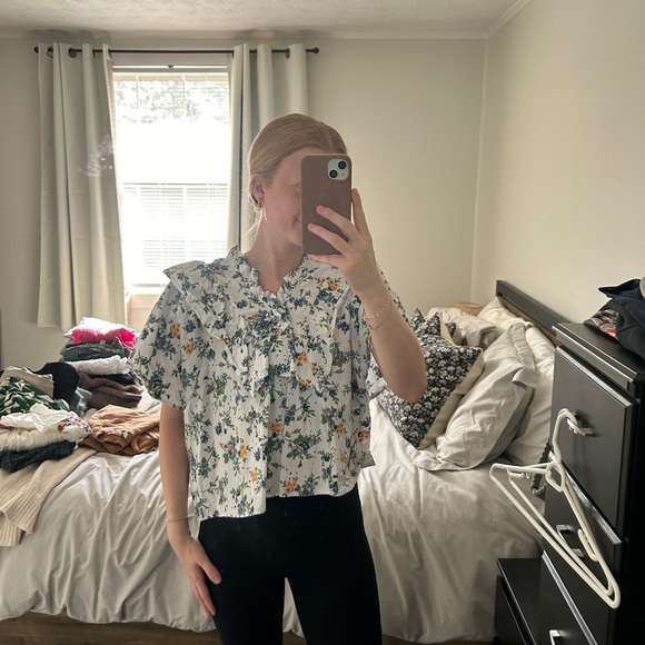 Zara Floral Blouse - Picture 8 of 9